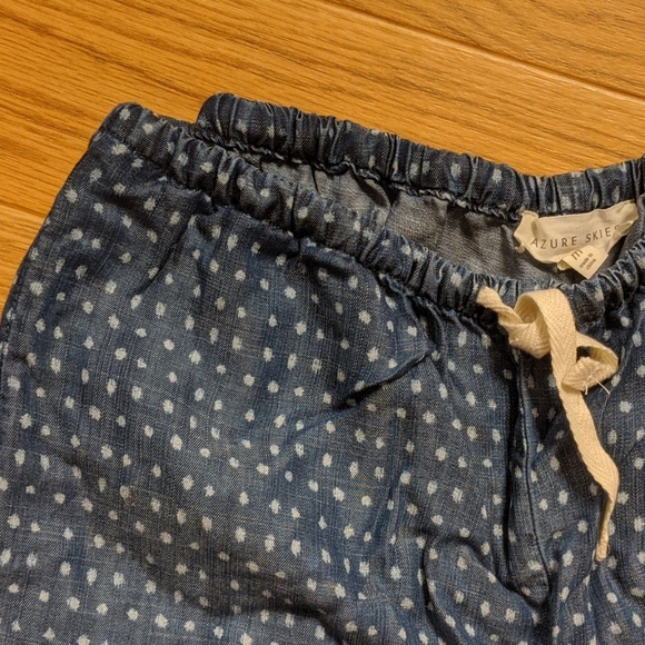 Azure Skies (Aritzia) soft denim shortie - Picture 2 of 4